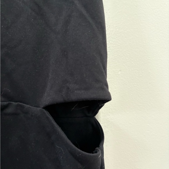 Abercrombie & Fitch Black Cutout Bodysuit - Picture 3 of 4